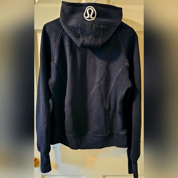 LuLuLemon Scuba Sweater - Picture 2 of 2
